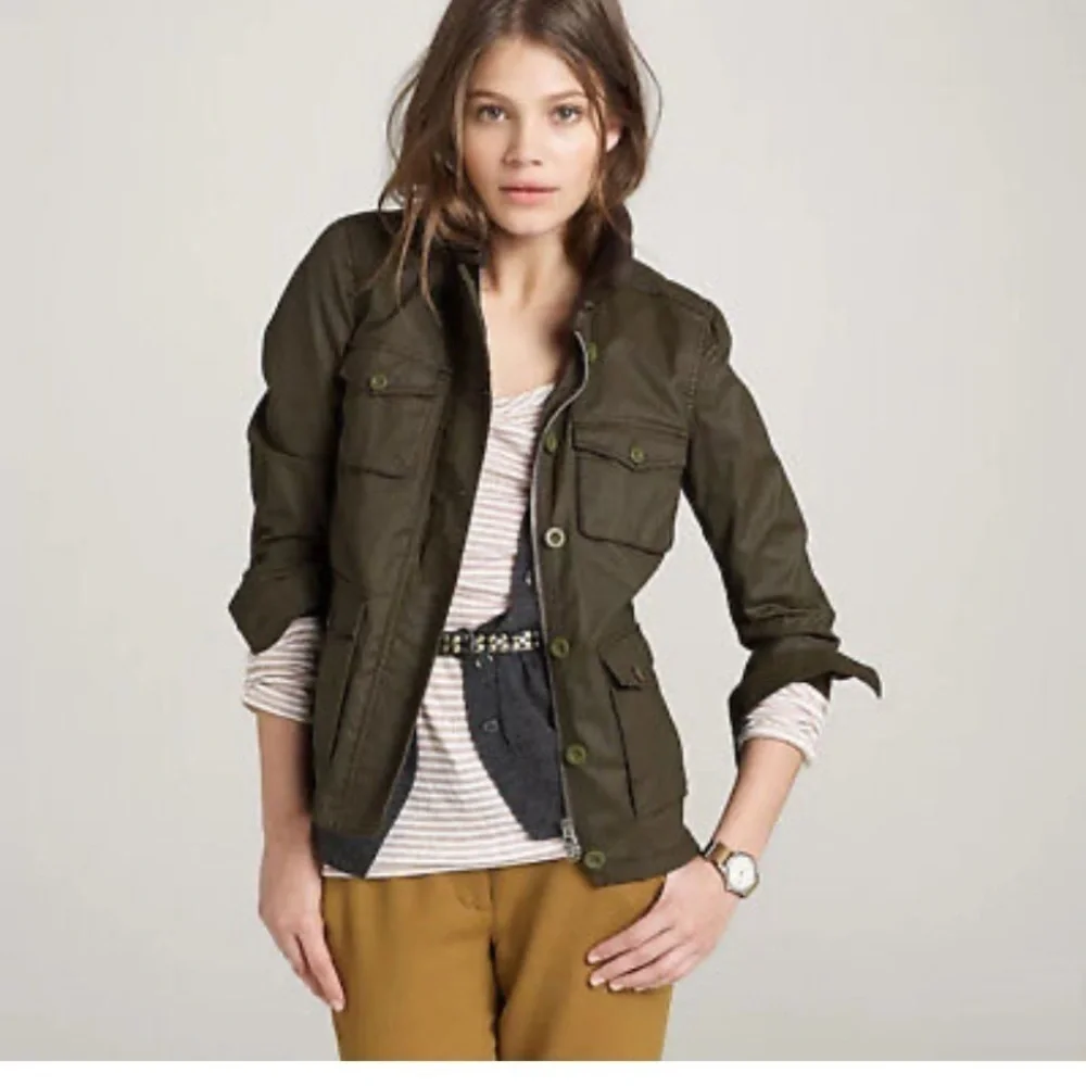 J. Crew Green Utility Jacket with Durable Cotton and Military-Inspired Style
